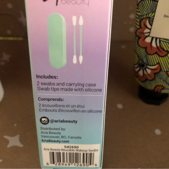 Multiple FabFitFun items. - Picture 7 of 9